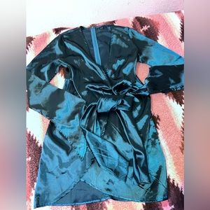 Long sleeve V neck dress